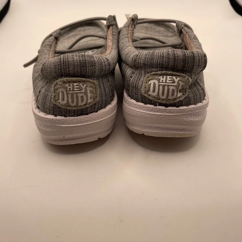 Hey Dude Wally boys Gray loafers Shoes size 6C